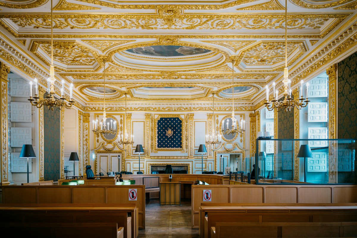 Salle d'audience du Palais de Justice et Conseil de Prud'hommes